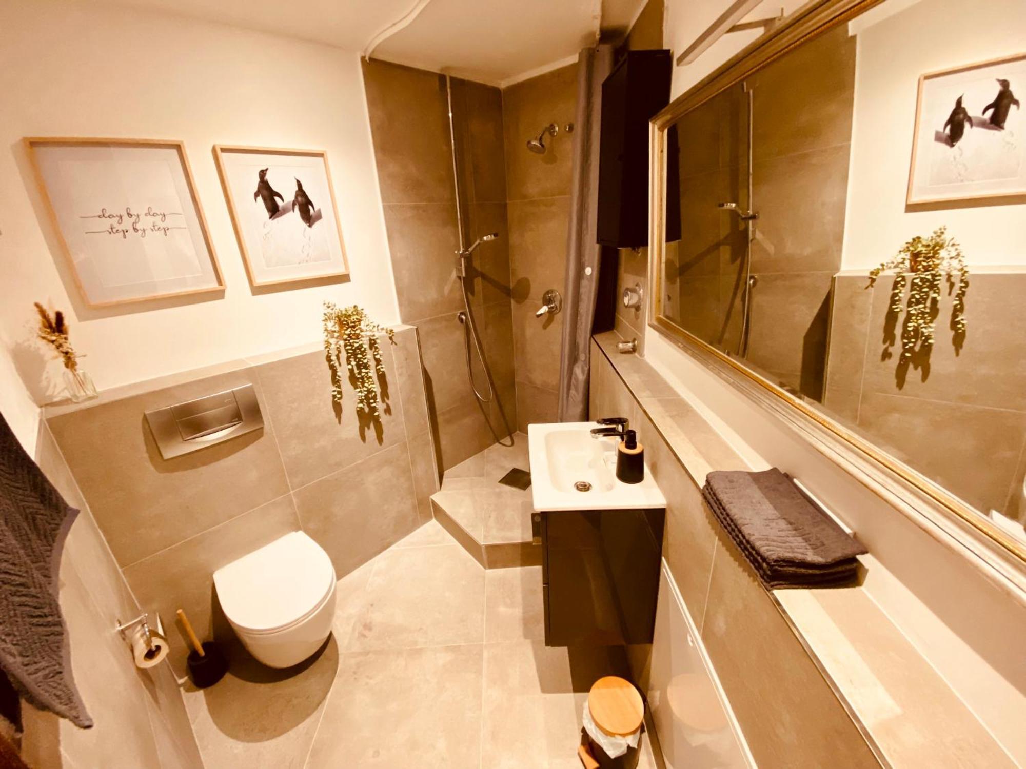 Living With Soul - Appartement Ueber Den Daechern Von Wiesbaden Kültér fotó
