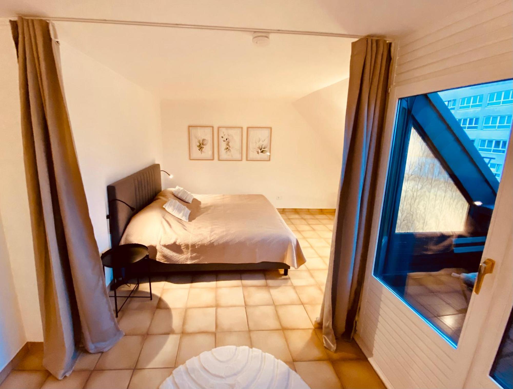 Living With Soul - Appartement Ueber Den Daechern Von Wiesbaden Kültér fotó
